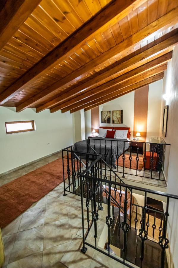 Hotel Enastron Kalawrita Zewnętrze zdjęcie